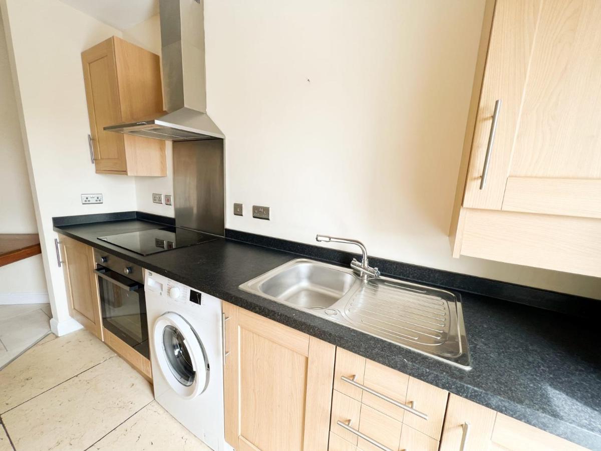 Convenient 3Br Flat On Leith Walk Apartment Единбург Екстериор снимка